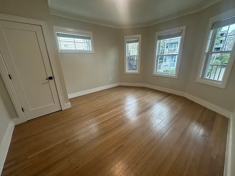 44 Iffley Rd #1 — Photo 3