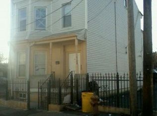16-18 Lake St, Paterson, NJ 07501