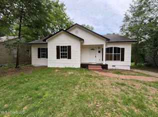 4832 Woodmont Dr, Jackson, MS 39206