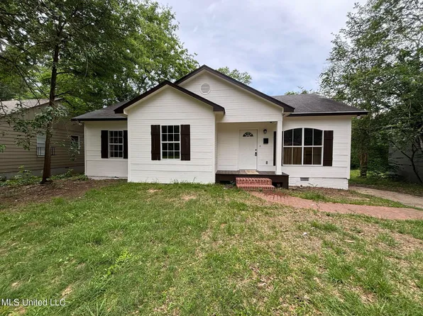 4832 Woodmont Dr, Jackson, MS 39206
