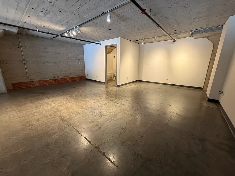 1855 Industrial St #108 — Photo 5
