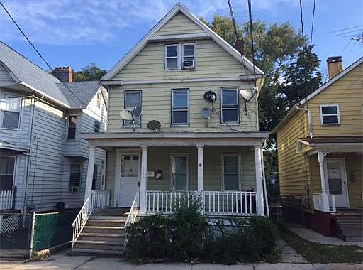 2nd image of 253 Handy St