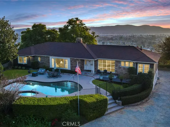 1050 Hillcrest Dr, Pomona, CA 91768