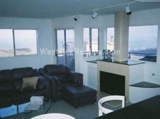 330 21st Pl #2, Manhattan Beach, CA 90266