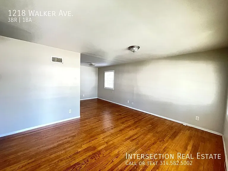 1218 Walker Ave — Photo 3