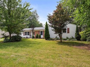 3708 Kenny Ln, Portsmouth, VA 23703