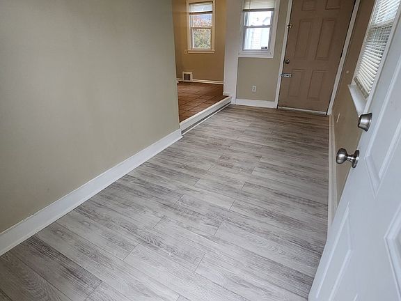 mudroom