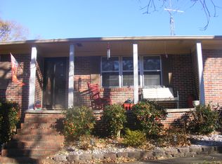 101 Garden Hill Dr, Calhoun, GA 30701