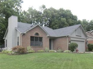 8611 Chateaugay Dr, Indianapolis, IN