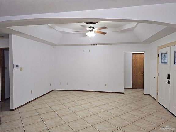 2nd image of 2820 W Jonquil Ave