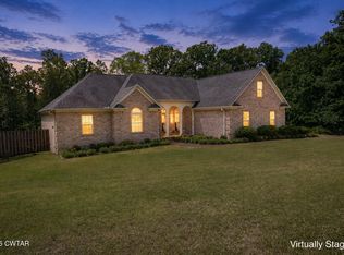 170 Hunters Glen Ln, Henderson, TN 38340