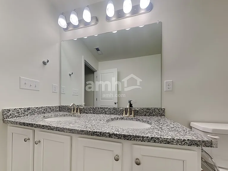 475 Summit View Ln — Photo 24