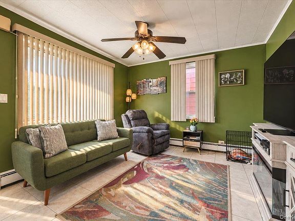 4th image of 3293 Lucerne Street