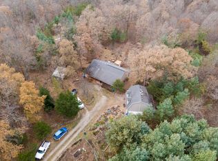 6311 E McLane Dailing Rd #R, Centralia, MO 65240