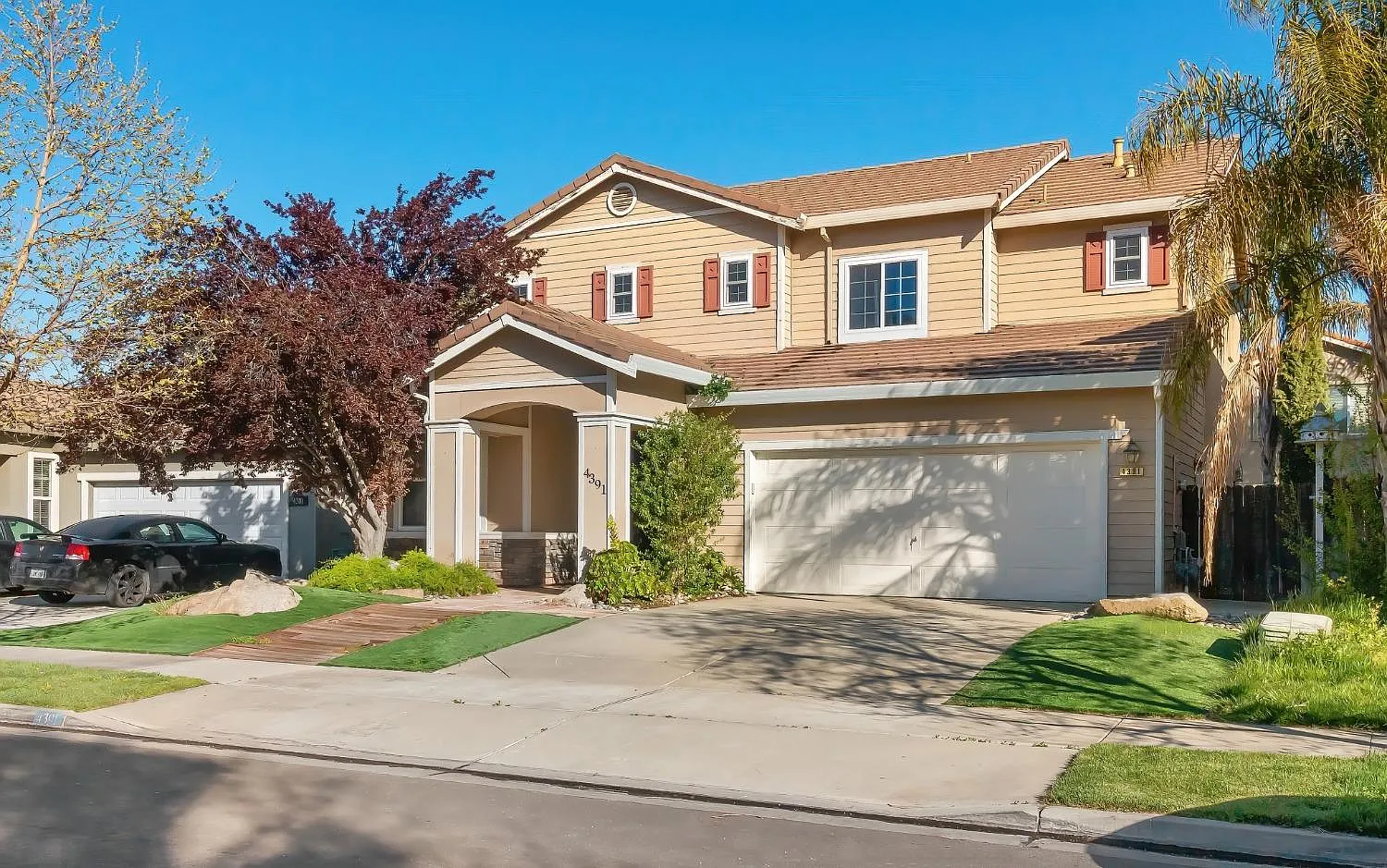 4391 Tahama Ln photo 1