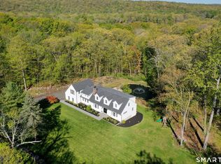 9 Maplewood Rd, Ridgefield, CT 06877