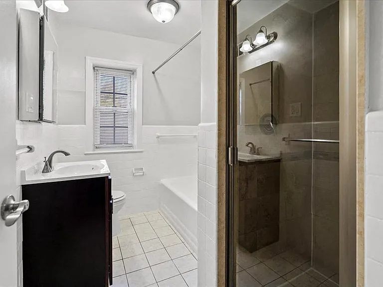 Scotland Park Townhomes — Photo 35