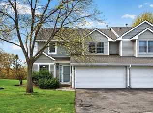 8143 Curtis Ln, Eden Prairie, MN 55347