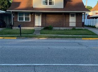 112 N Main St, Smithton, IL 62285