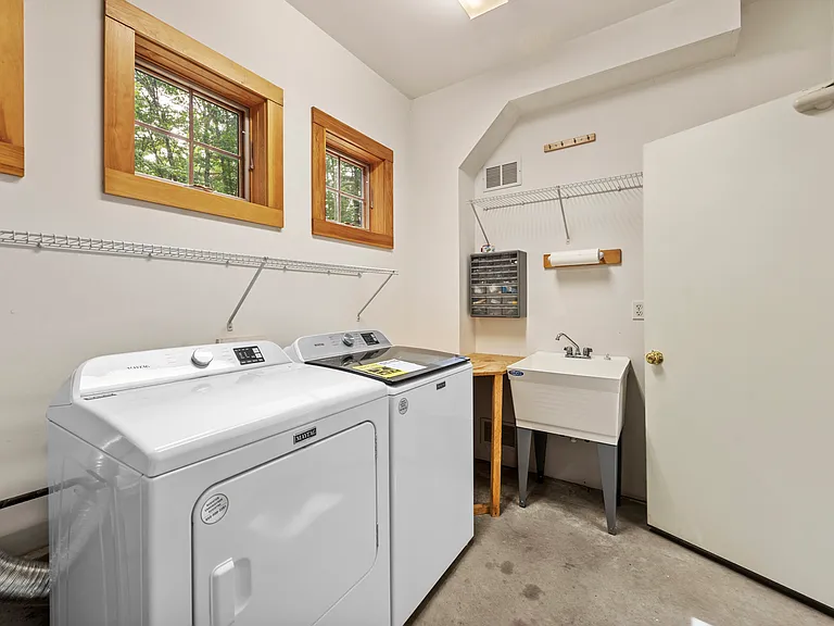 20 Circle Dr — Photo 23