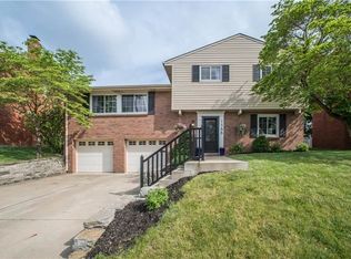 1386 Cardinal Dr, Pittsburgh, PA