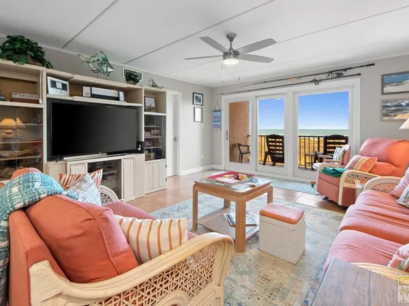 3400 Gulf Blvd #204, South Padre Island, TX 78597