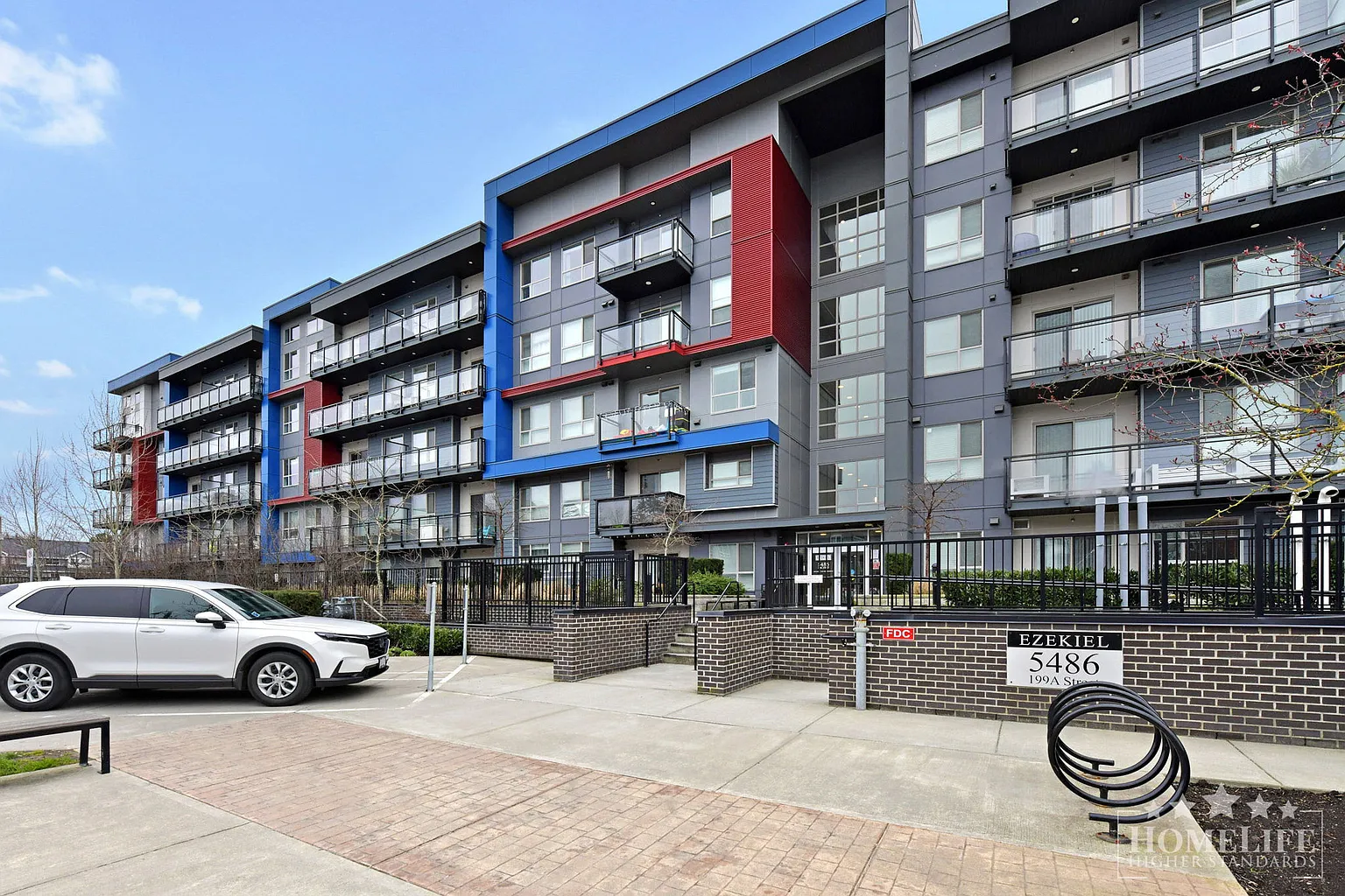5486 199a St #108 photo 1