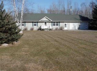 3070 N Lakeshore Rd, Port Hope, MI 48468