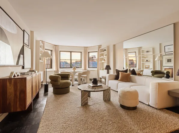 31 Jane Street image 1 of 16