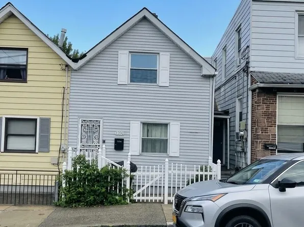 104 Ocean Ave, Staten Island, NY 10305