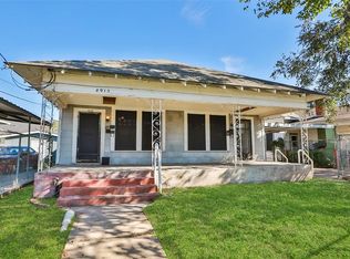 4915 Walker St, Houston, TX 77023