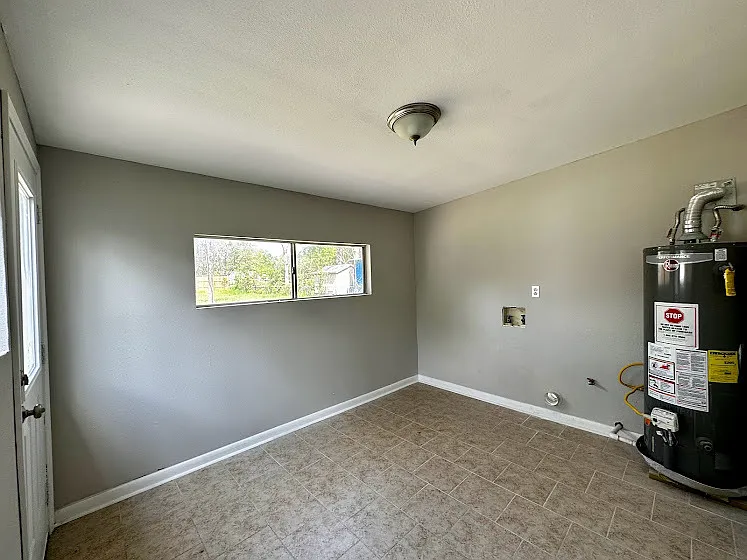 402 Del Norte Street - 1 — Photo 2