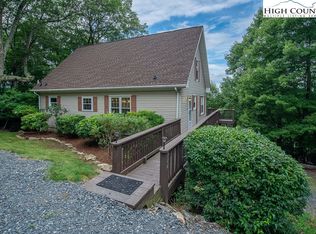 144 Sorrento Dr, Blowing Rock, NC 28605