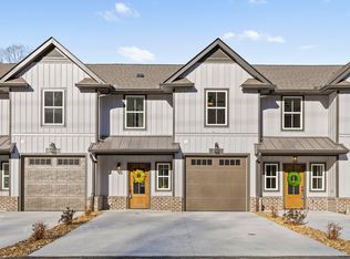 9061 Dallas Hollow Rd, Soddy Daisy, TN 37379