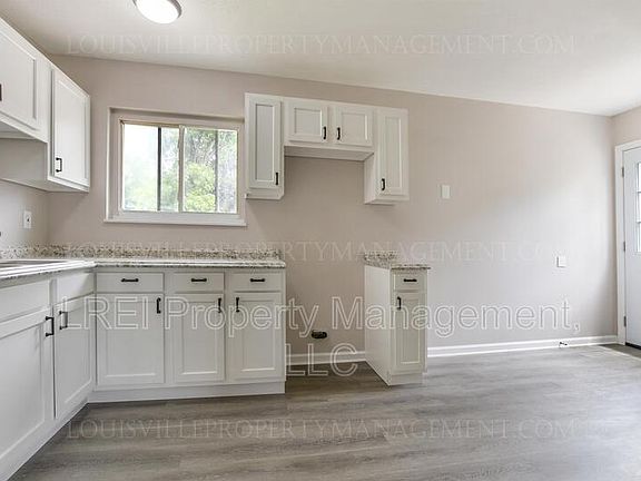 5th image of 2619 Lamborne Blvd
