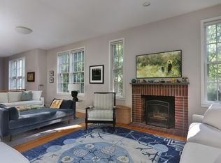 78 Davis Ave, Brookline, MA 02445