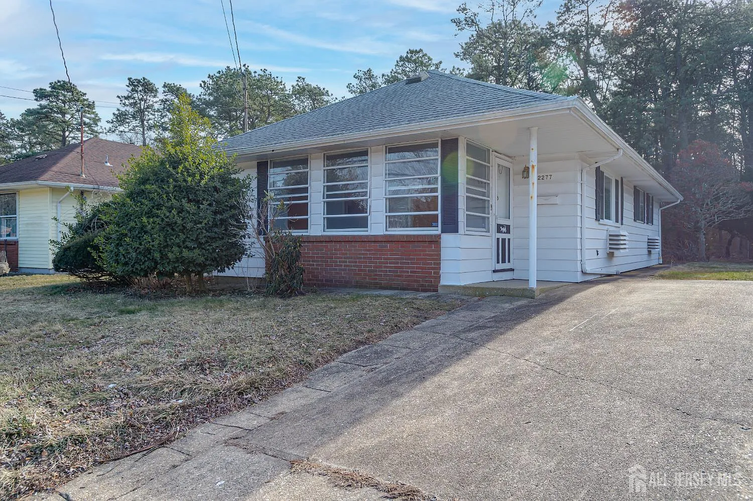 2277 Hovsons Blvd photo 1