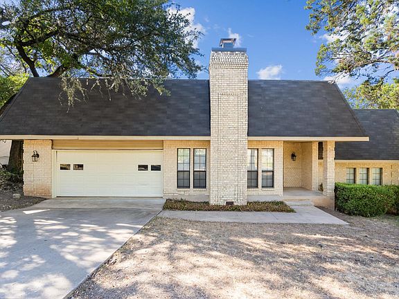 2nd image of 1902 Mistywood Dr
