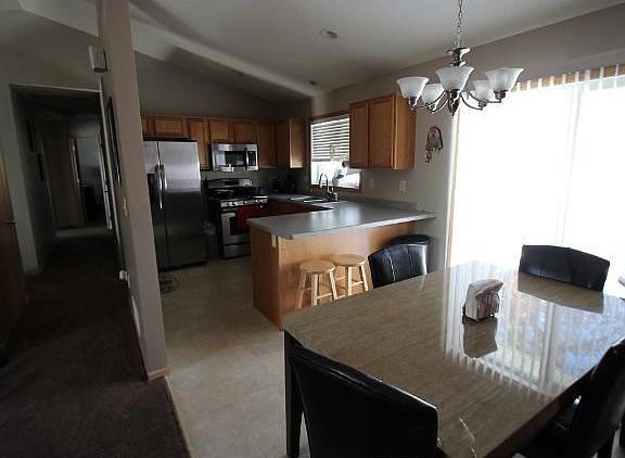 3rd image of 305 Etna St