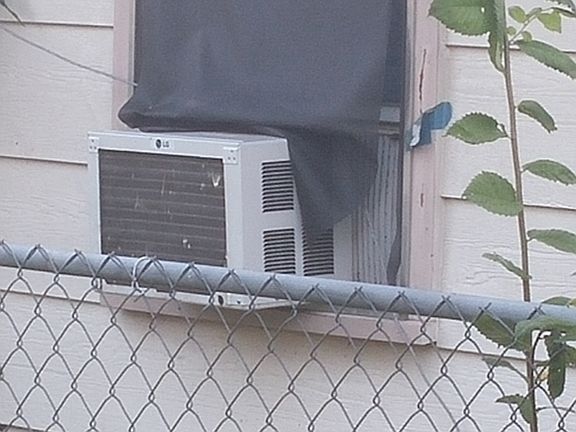 3rd image of 5903 Glen Lee Dr