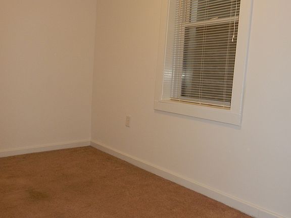 3rd image of 3022 S Emerald Ave #1