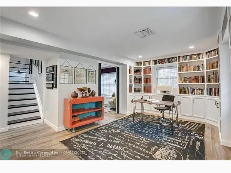 20890 Hamaca Ct — Photo 6