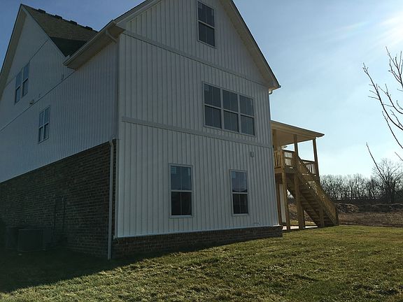 3rd image of 3005 Red Oak Trl