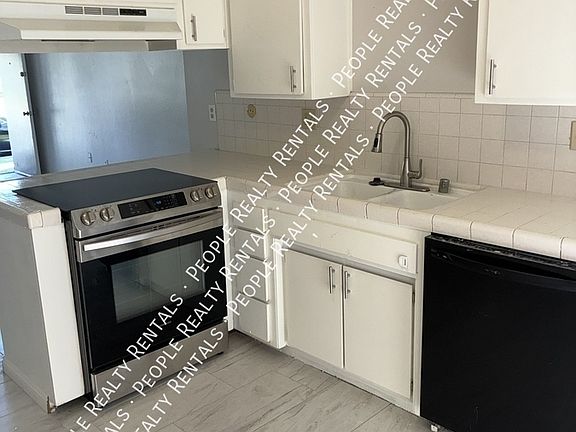 5th image of 3611 Micheli Ct #A