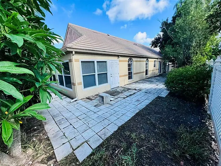 3605 57th Avenue Dr W — Photo 37