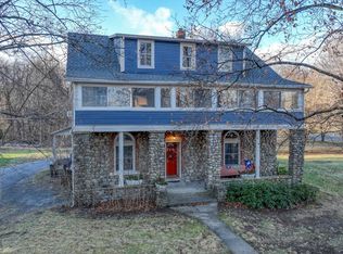 111 S Ohioville Rd, New Paltz, NY 12561