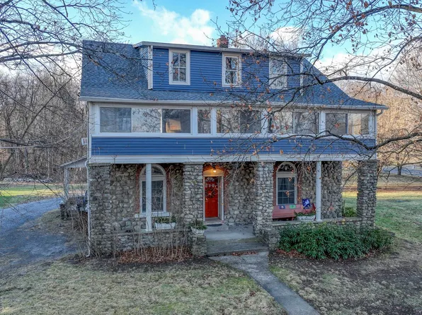 111 S Ohioville Road, New Paltz, NY 12561