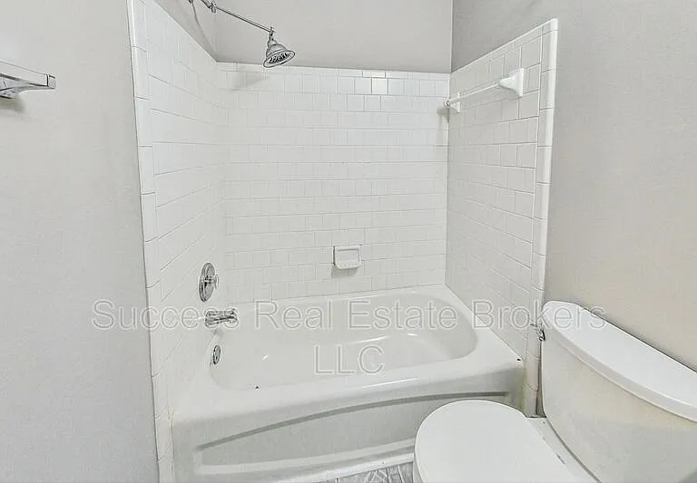 1645 Heyford Cir NW — Photo 39