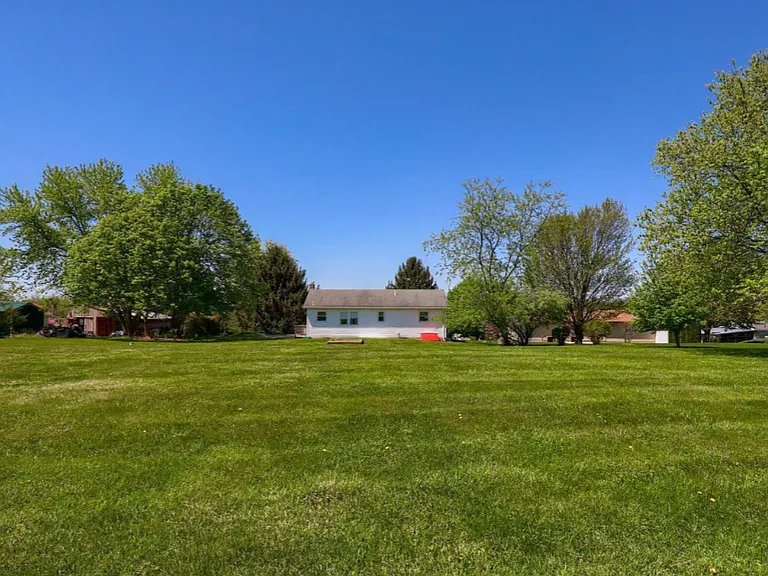 4644 View Dr — Photo 13