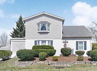 4 Edwin Rd, Waltham, MA 02453